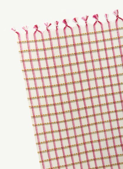 Juniper in Pink 1.6 x 3.04m Tablecloth